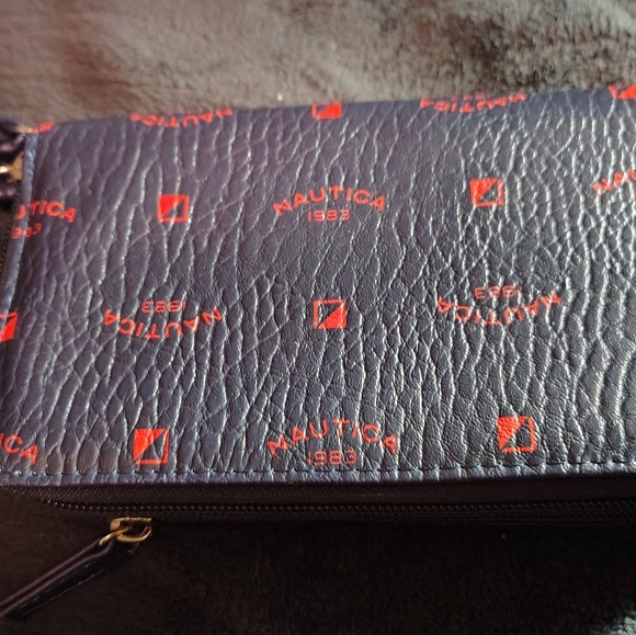 NWT Nautica Black and Red Wallet - Picture 3 of 6